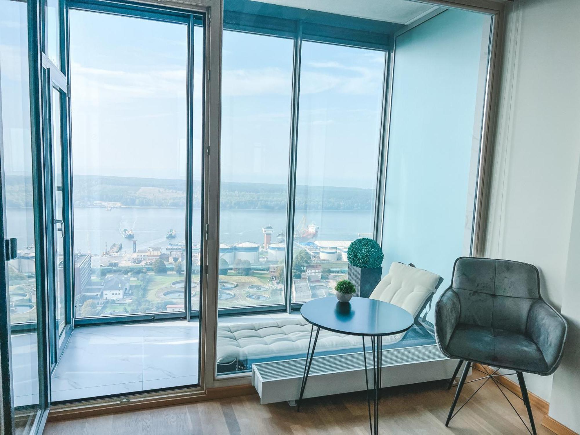 Up 34 Floor Apartments Клайпеда Екстер'єр фото